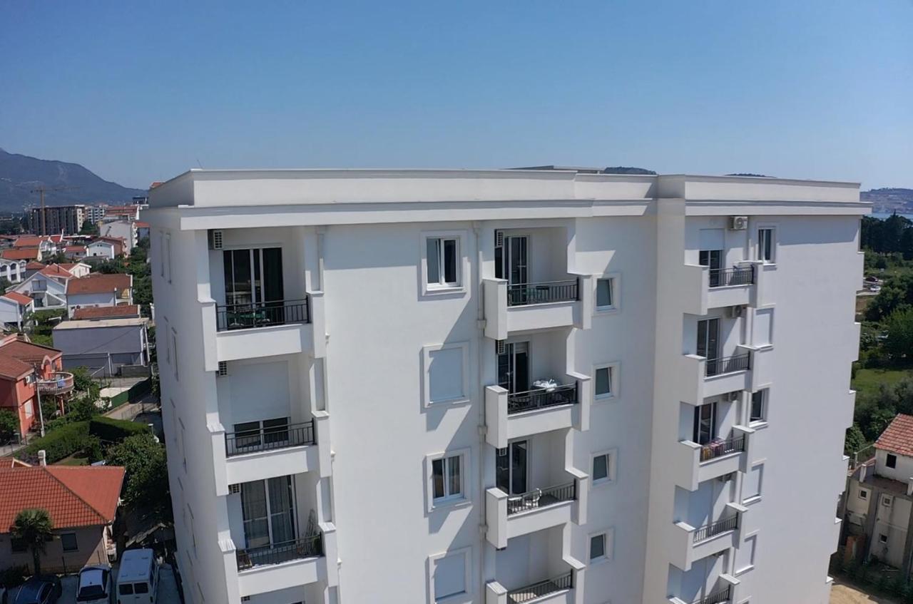 Grace Apartments Bar Exteriér fotografie